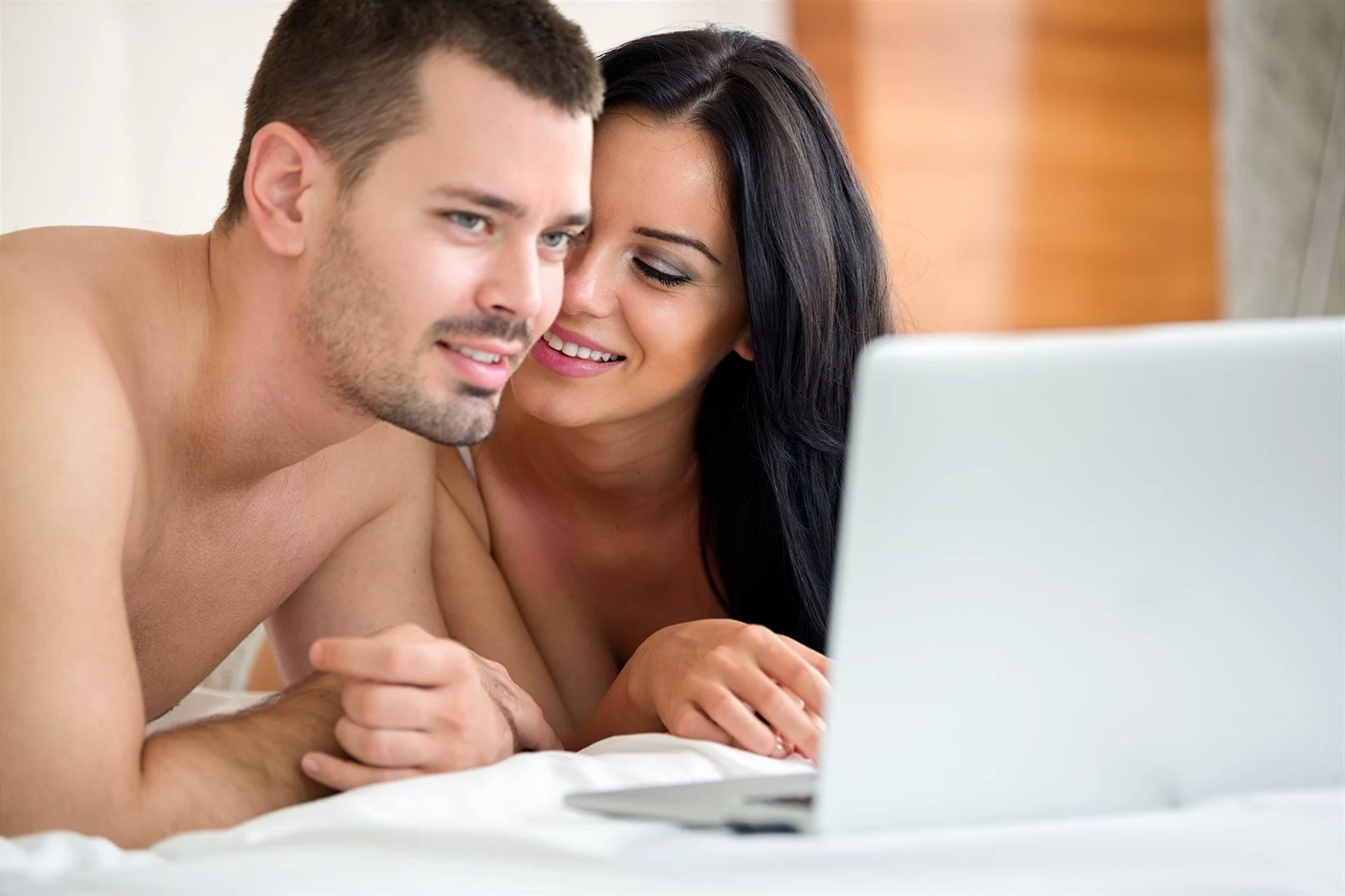 Jak si užít porno zdravě? Vestoje a vnímat tělo