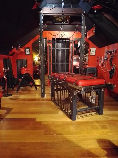 PÁTEČNÍ BDSM PARTY