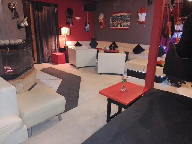 DOPOLEDNÍ MILENECKÁ SWINGERSPARTY