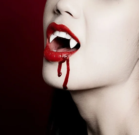 NOX IMMORTALE - VAMPIRES
